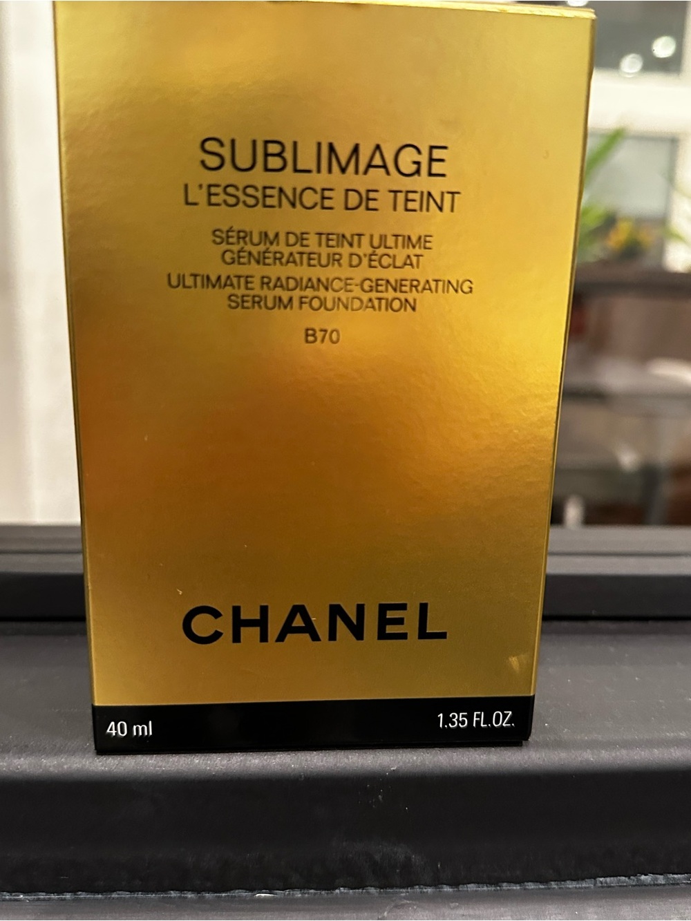 CHANEL Sublimage L'Essence De Teint - Gold and Black Packaging
